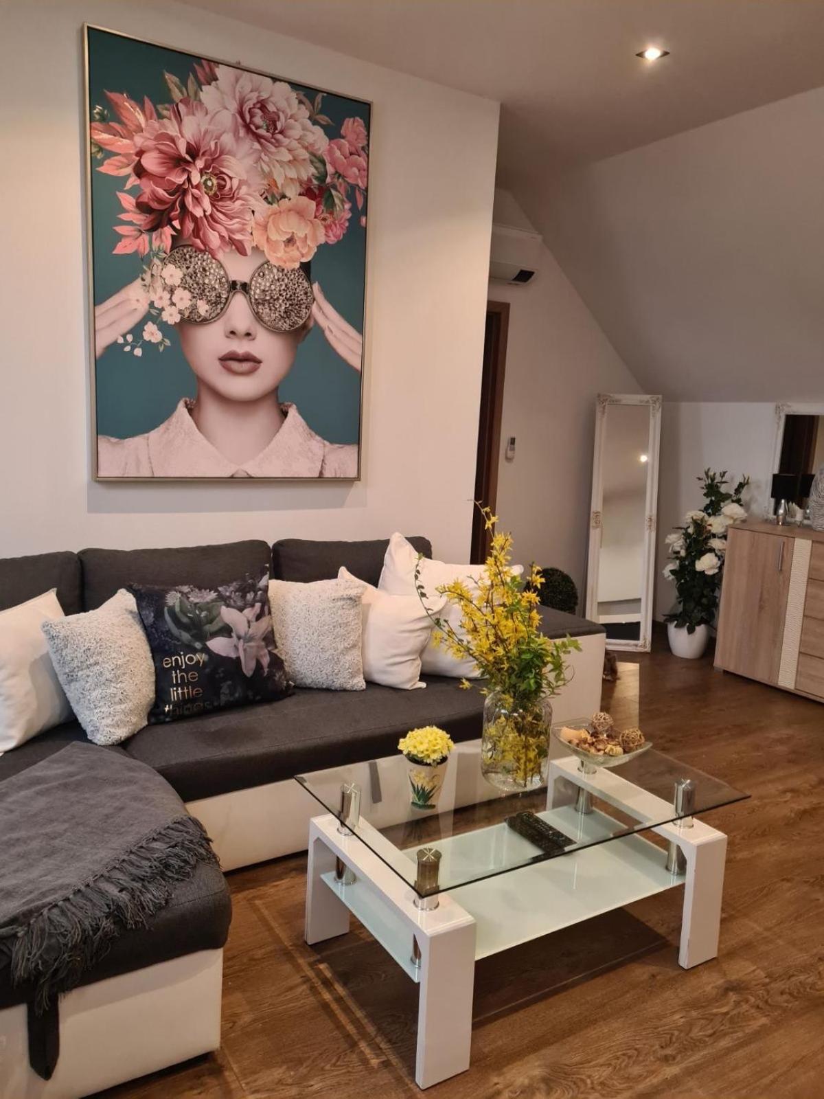 Apartment Zvonarska With Parking Košice Εξωτερικό φωτογραφία